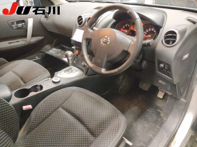 NISSAN DUALIS