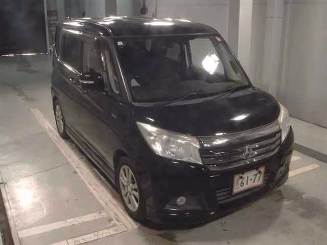 MITSUBISHI DELICA D:2