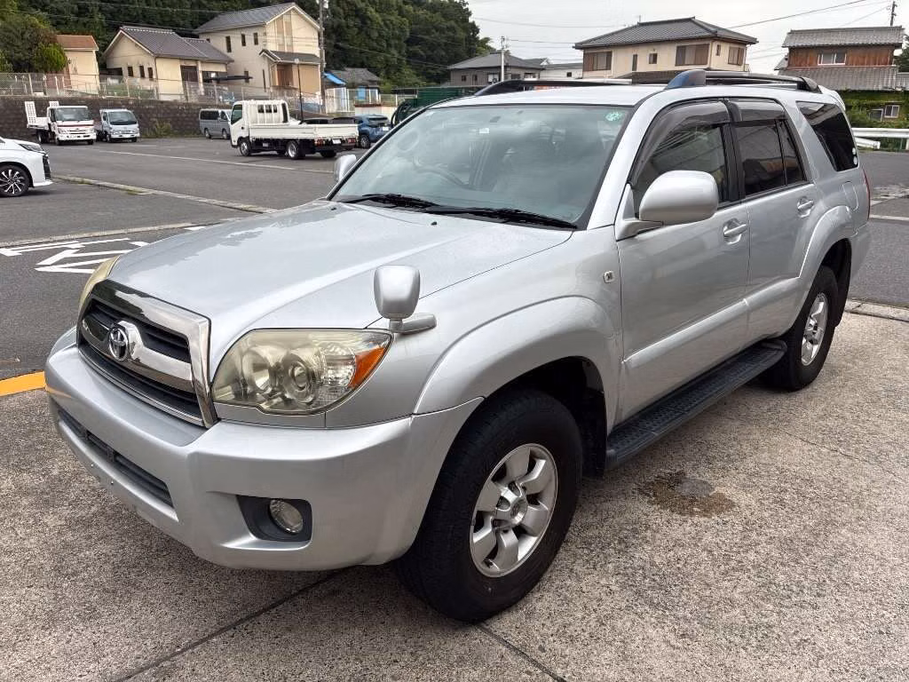 TOYOTA HILUX SURF