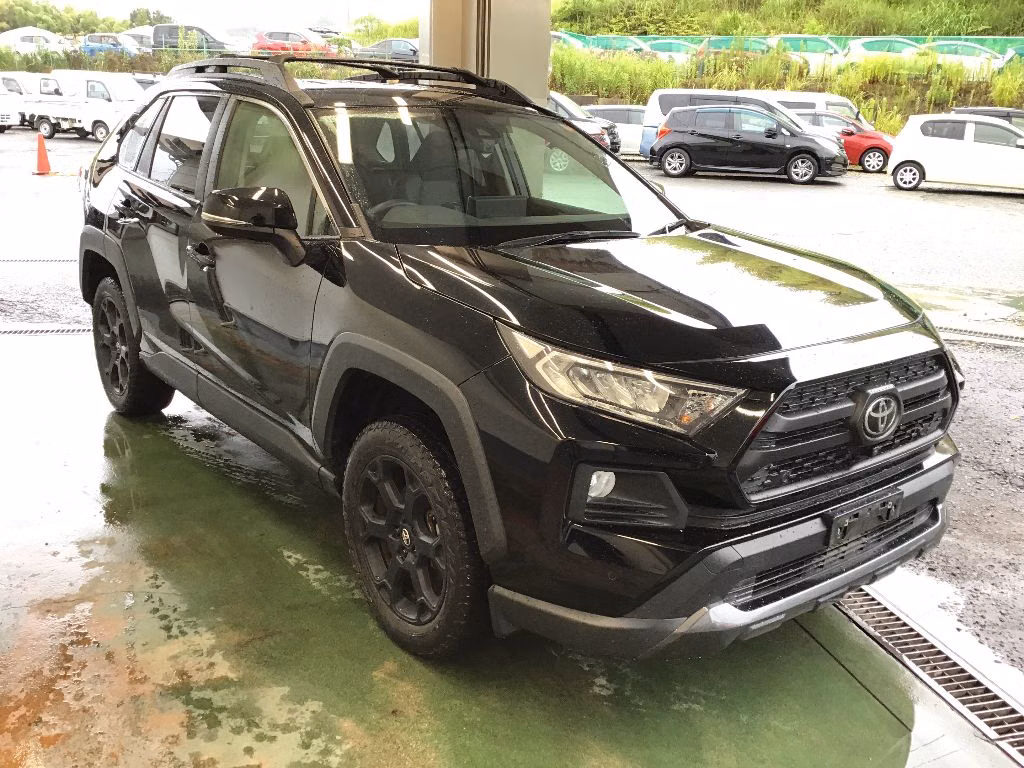 TOYOTA RAV4