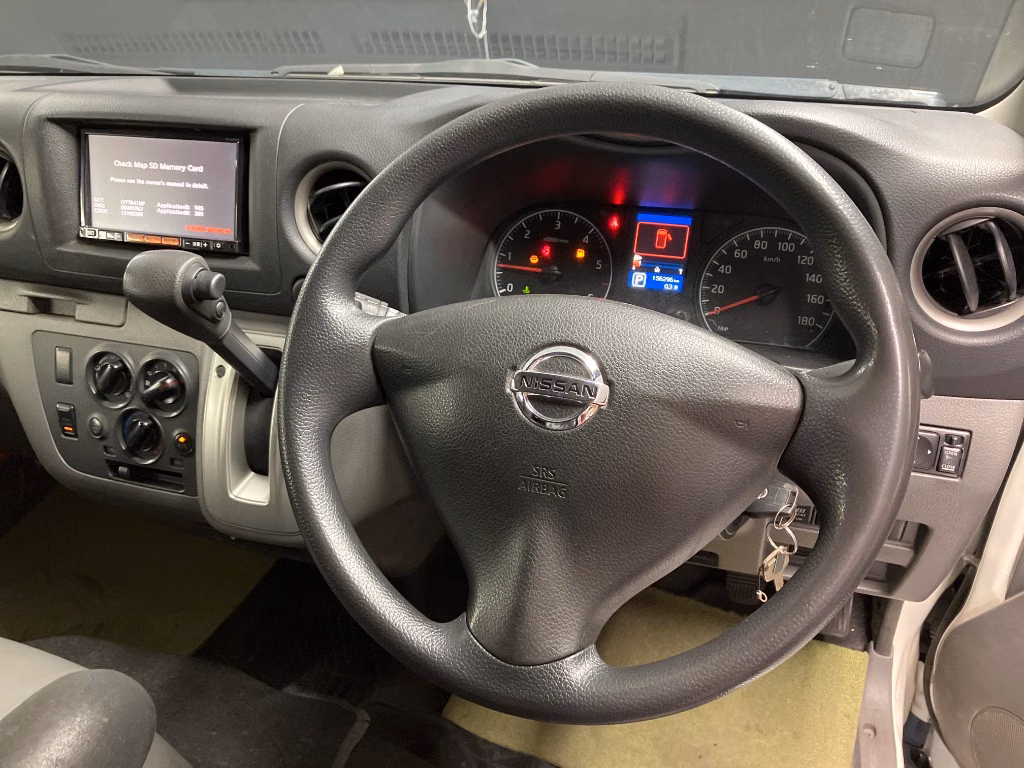 NISSAN NV350 CARAVAN