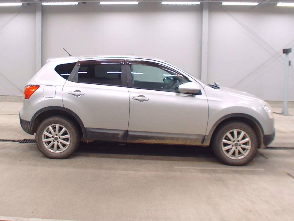 NISSAN DUALIS