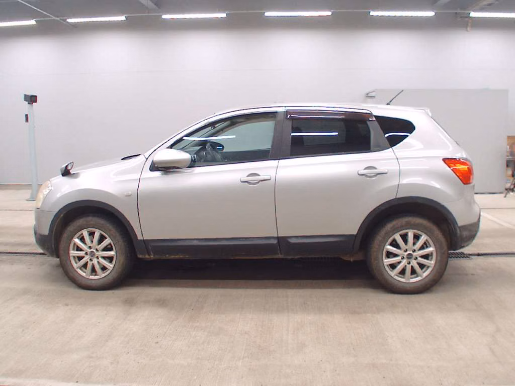 NISSAN DUALIS