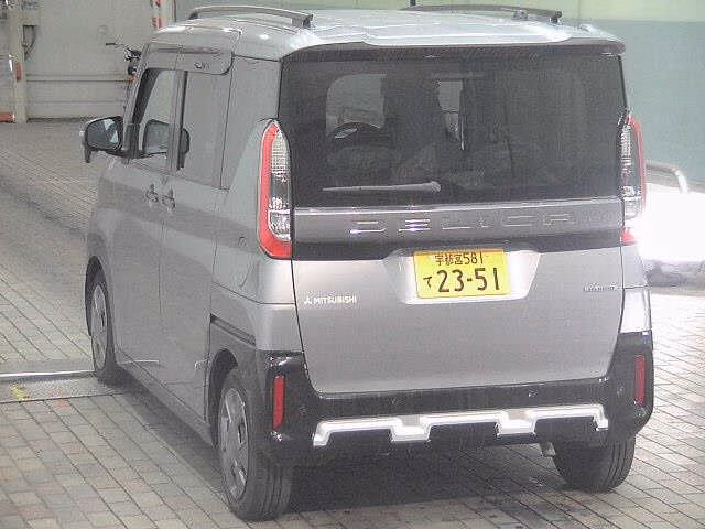 MITSUBISHI DELICA MINI