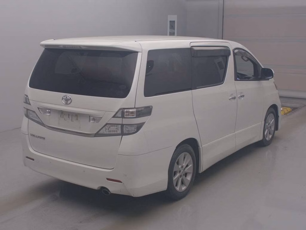 TOYOTA VELLFIRE