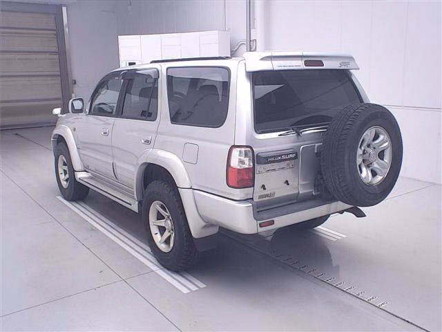 TOYOTA HILUX SURF