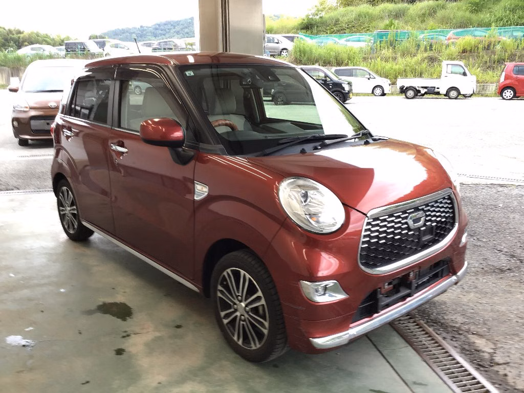 DAIHATSU CAST