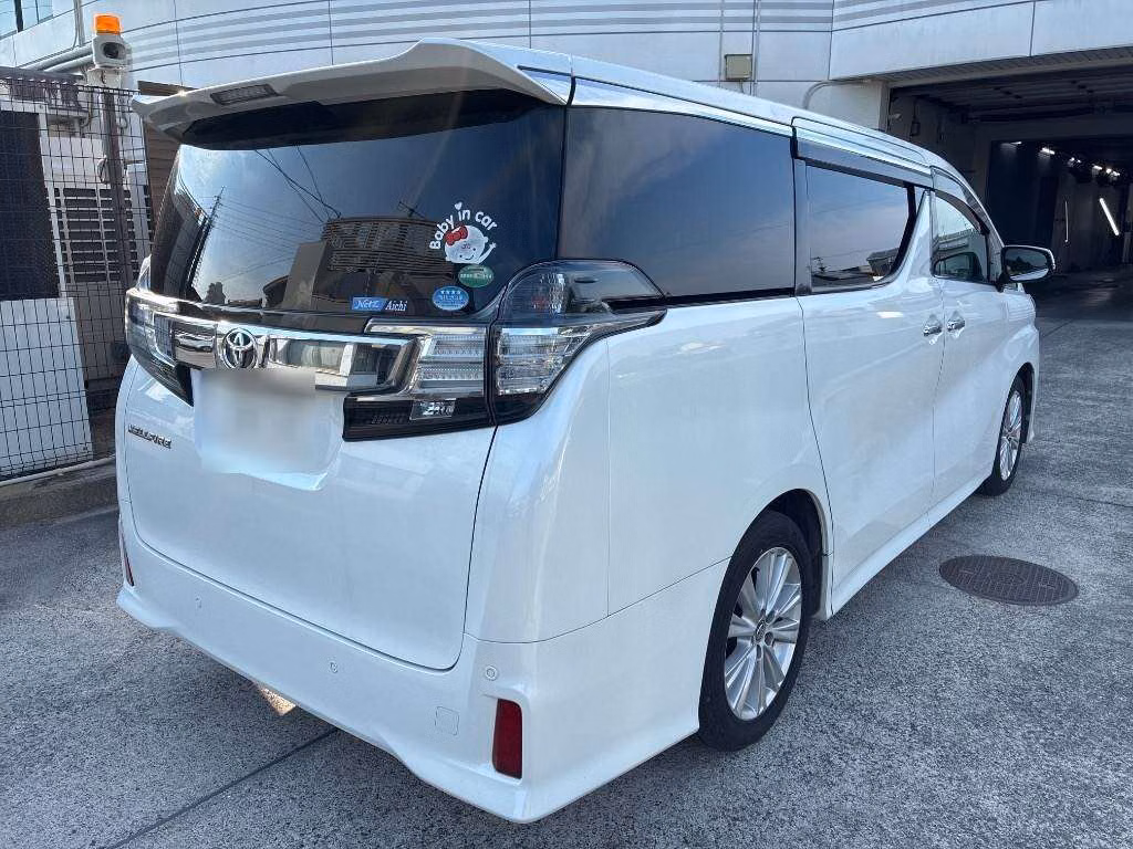 TOYOTA VELLFIRE