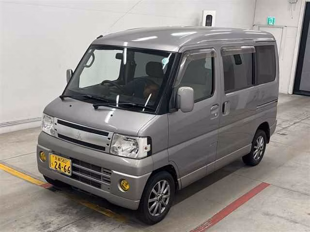 MITSUBISHI TOWN BOX