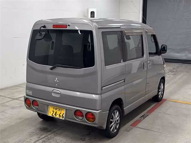 MITSUBISHI TOWN BOX