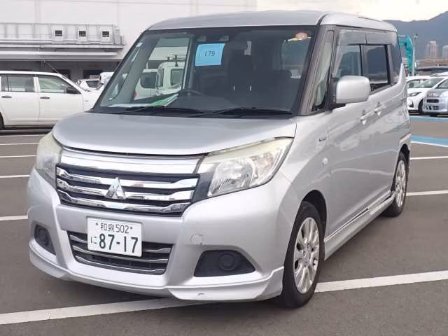 MITSUBISHI DELICA D:2