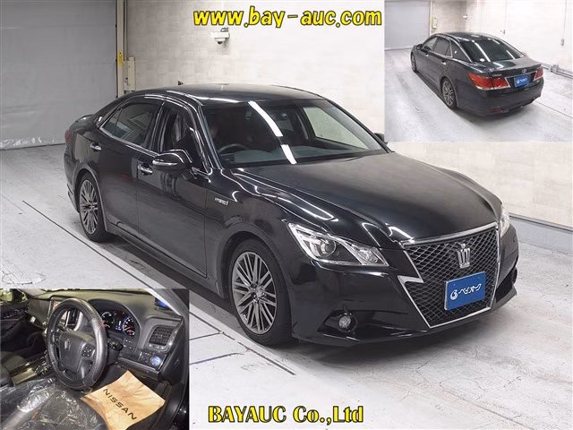 TOYOTA CROWN