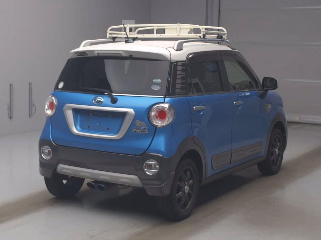DAIHATSU CAST