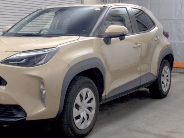 TOYOTA YARIS CROSS