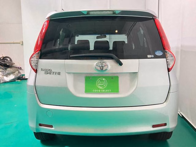 TOYOTA PASSO SETTE