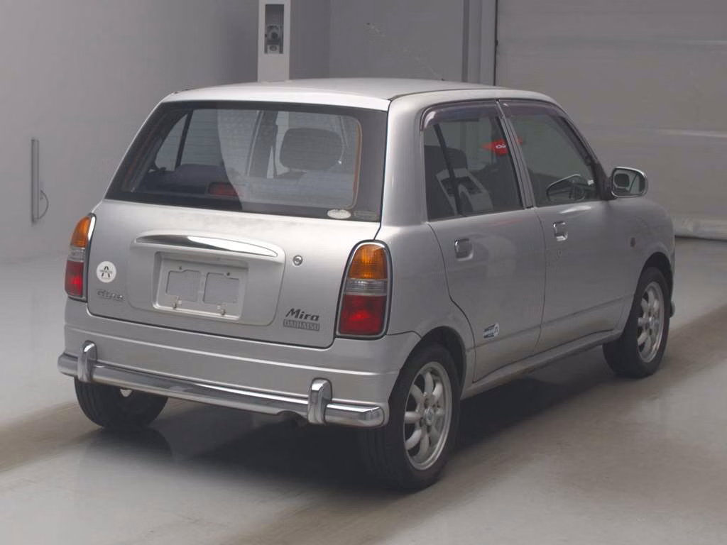 DAIHATSU MIRA GINO
