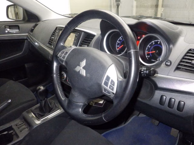 MITSUBISHI GALANT FORTIS