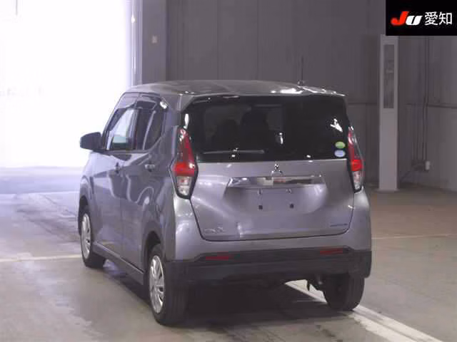 MITSUBISHI EK X