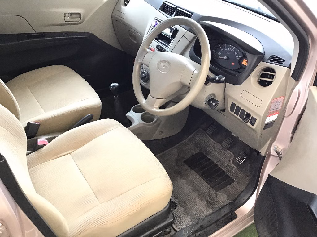 DAIHATSU MIRA