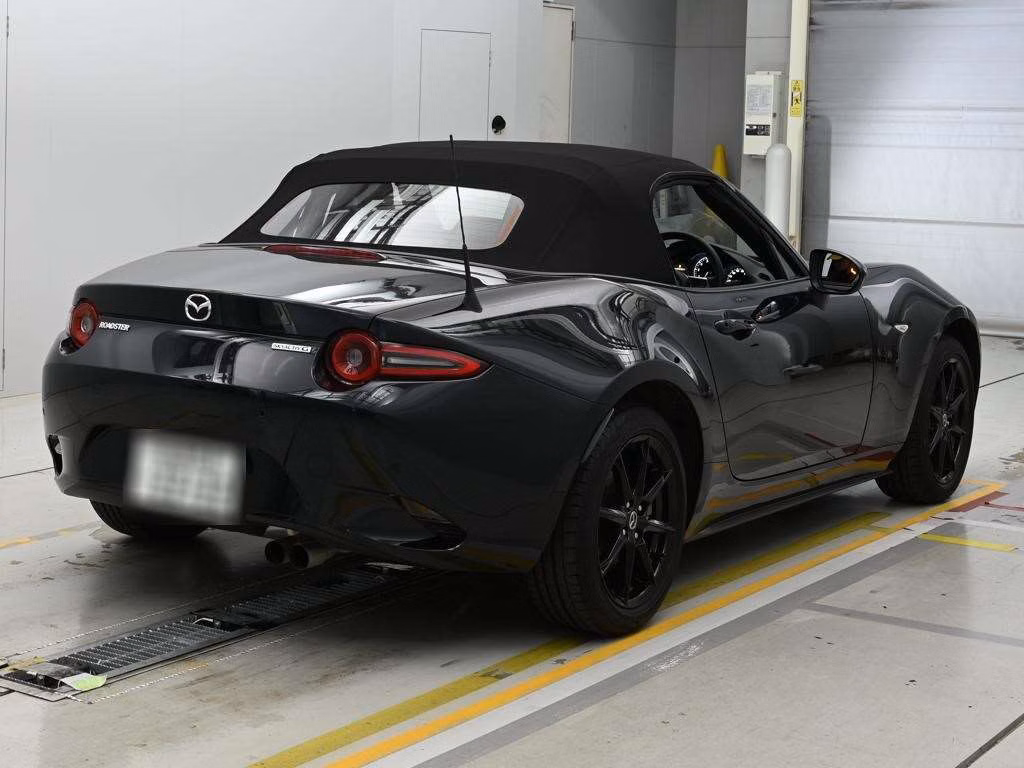 MAZDA ROADSTER