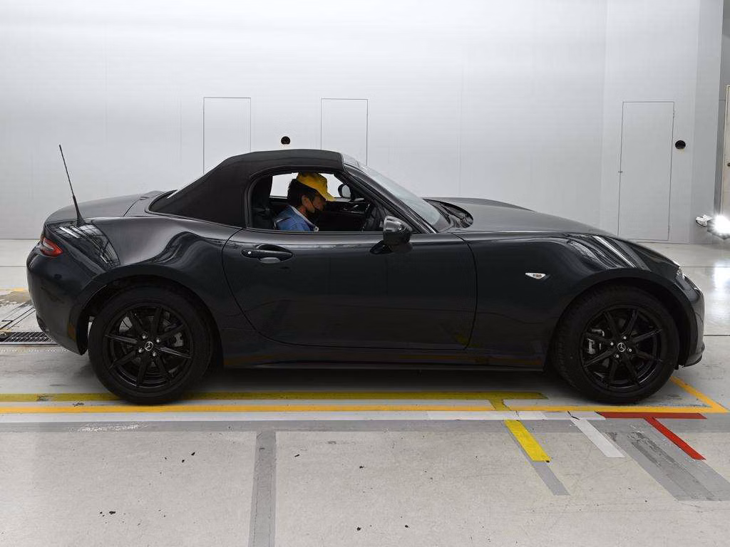 MAZDA ROADSTER