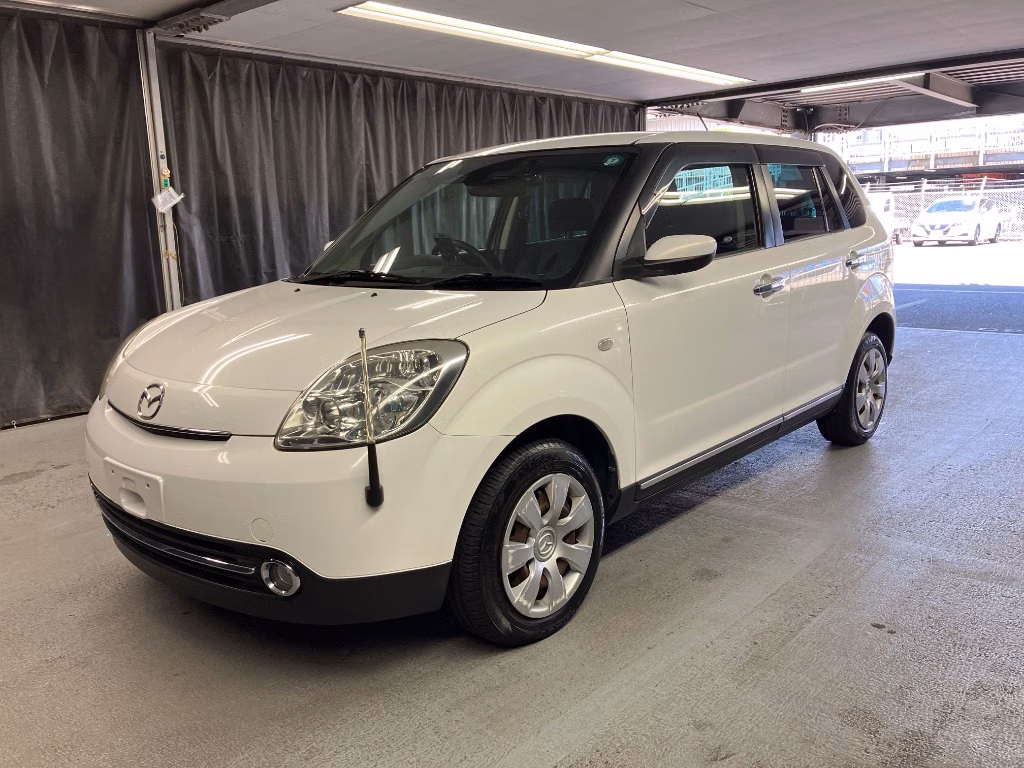 MAZDA VERISA