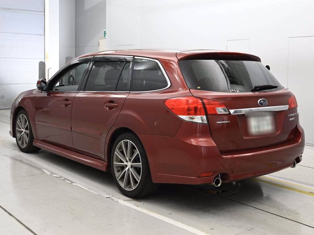 SUBARU LEGACY