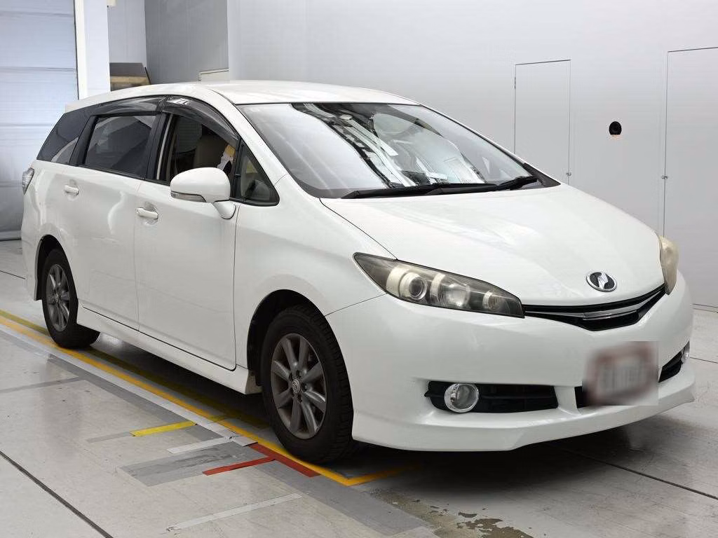 TOYOTA WISH