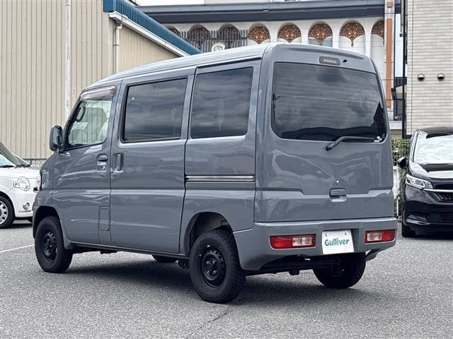 MITSUBISHI MINICAB MIEV
