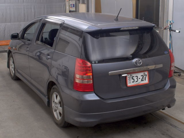 TOYOTA WISH