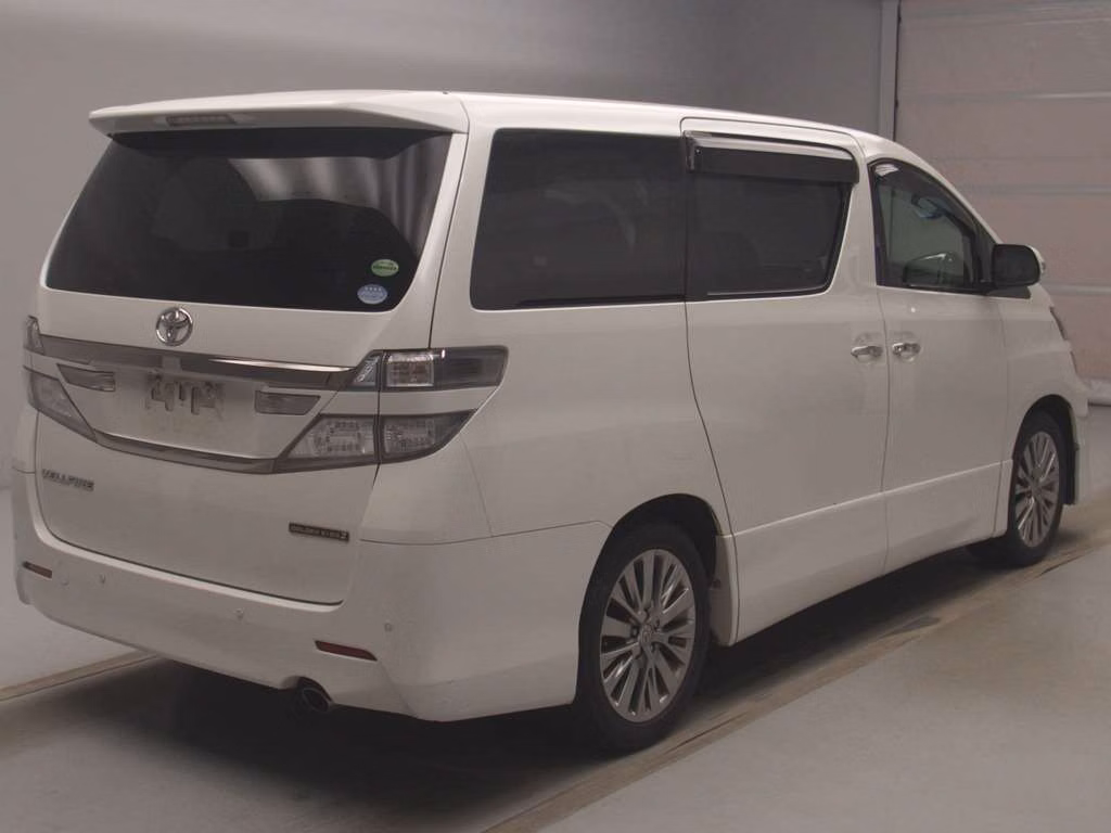 TOYOTA VELLFIRE