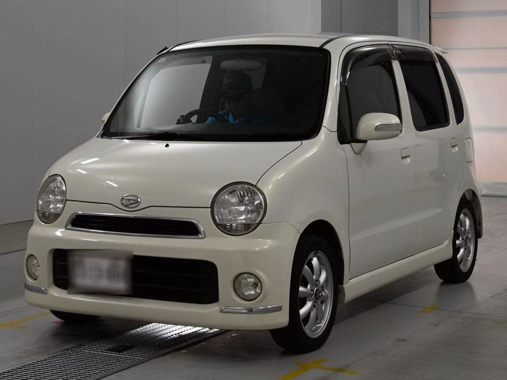 DAIHATSU MOVE LATTE