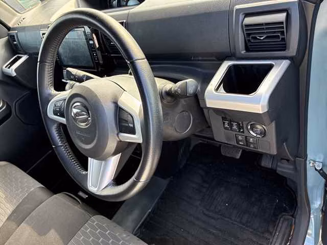 DAIHATSU WAKE