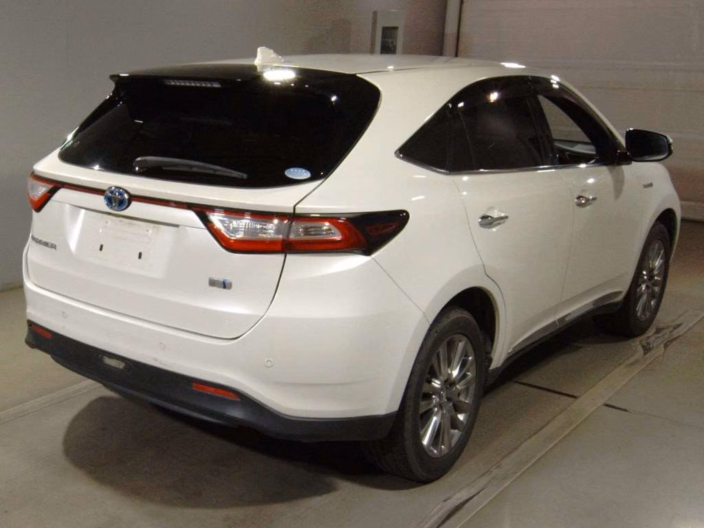 TOYOTA HARRIER