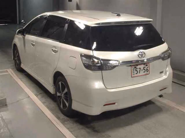 TOYOTA WISH