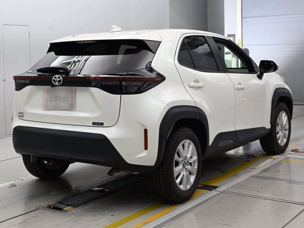 TOYOTA YARIS CROSS