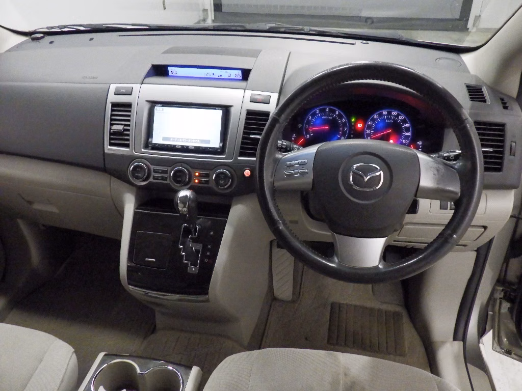 MAZDA MPV