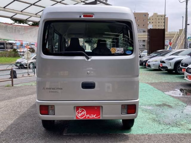 MITSUBISHI MINICAB