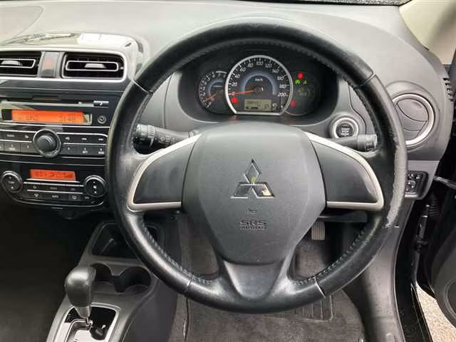 MITSUBISHI MIRAGE