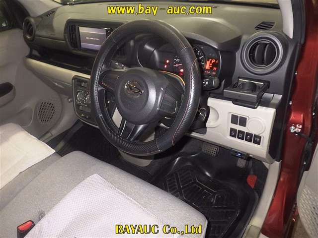 DAIHATSU BOON