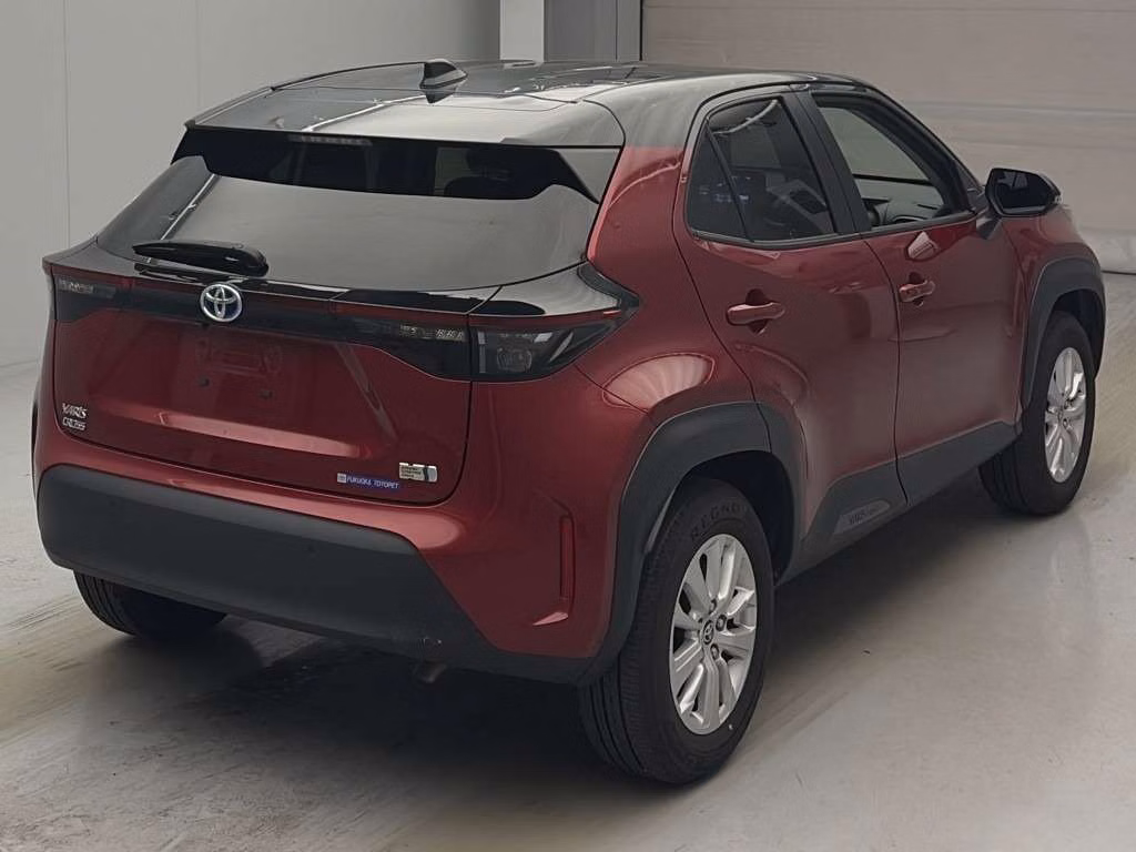 TOYOTA YARIS CROSS