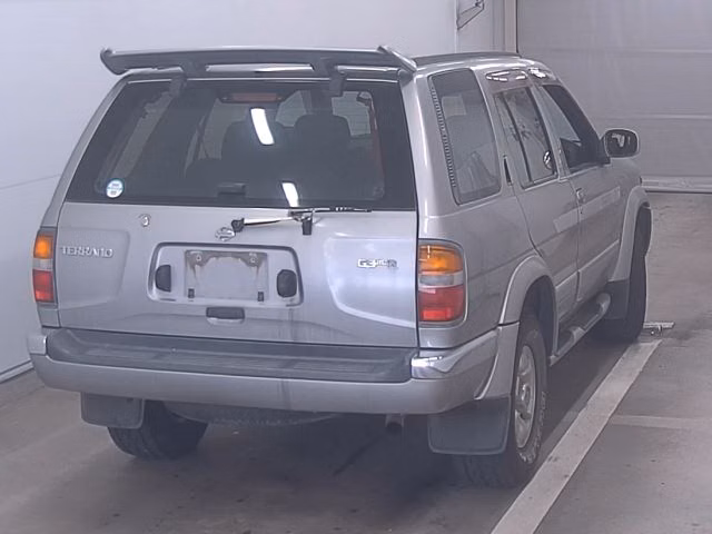 NISSAN TERRANO