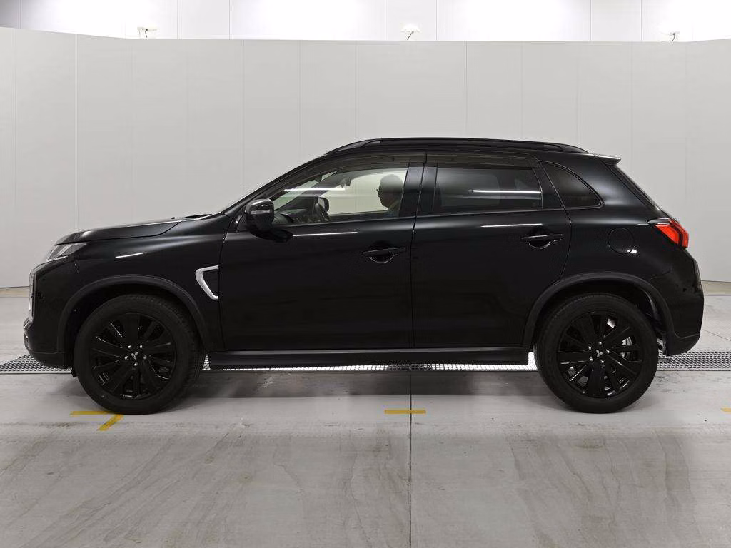 MITSUBISHI RVR