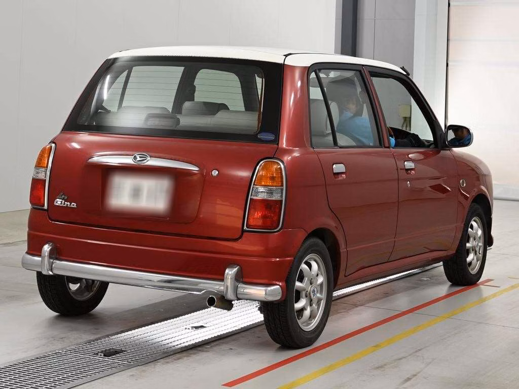 DAIHATSU MIRA GINO
