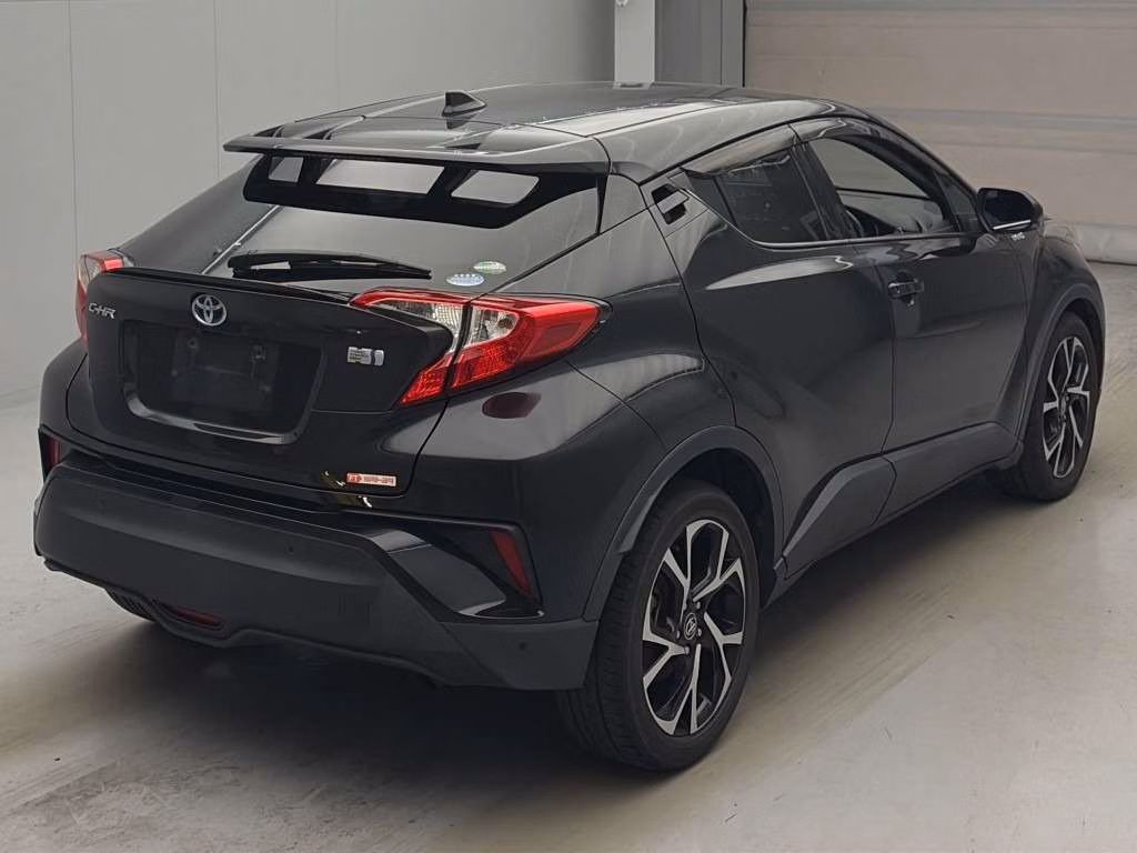 TOYOTA C-HR