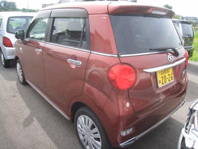 DAIHATSU CAST