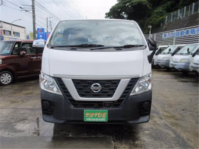 NISSAN NV350 CARAVAN