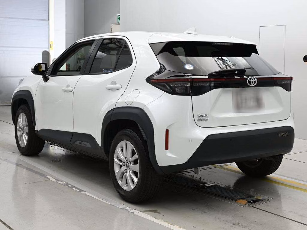TOYOTA YARIS CROSS