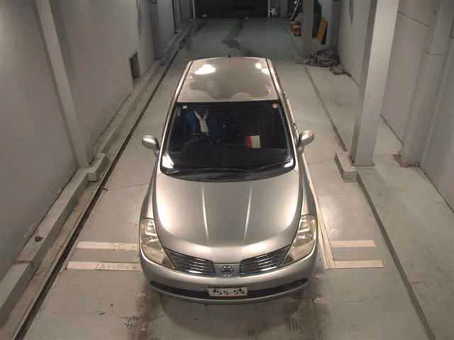 NISSAN TIIDA LATIO