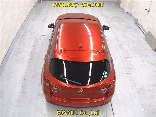 MAZDA AXELA